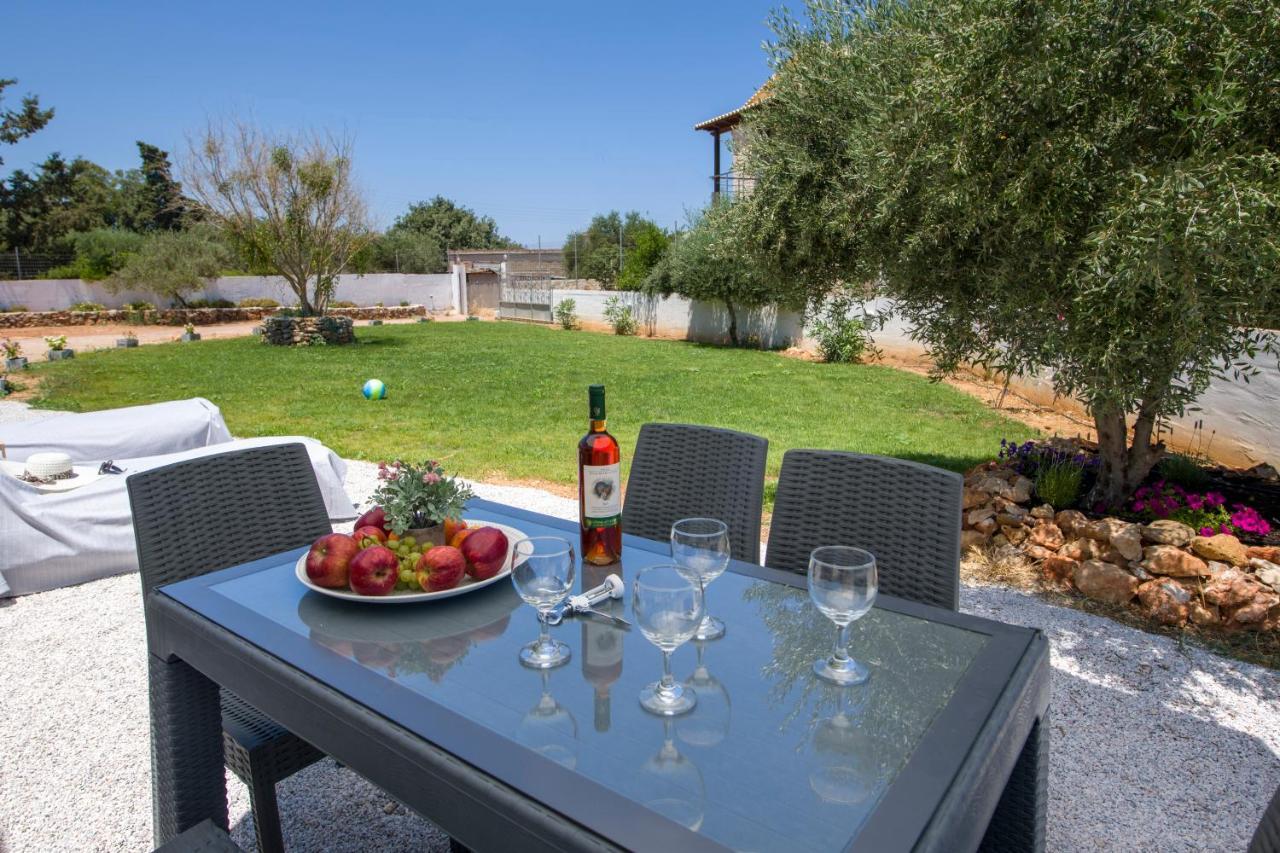 Casa Magnolia Villa Kathaniá Bagian luar foto