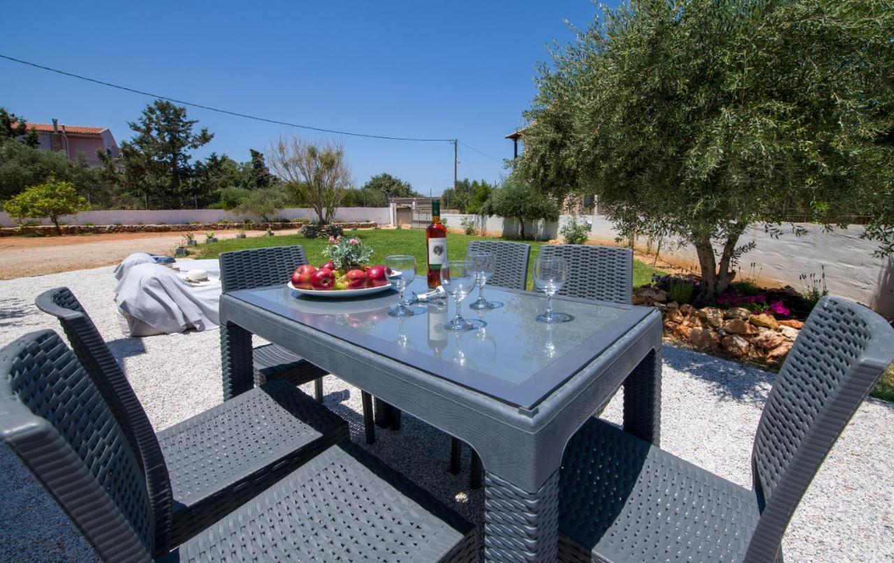 Casa Magnolia Villa Kathaniá Bagian luar foto